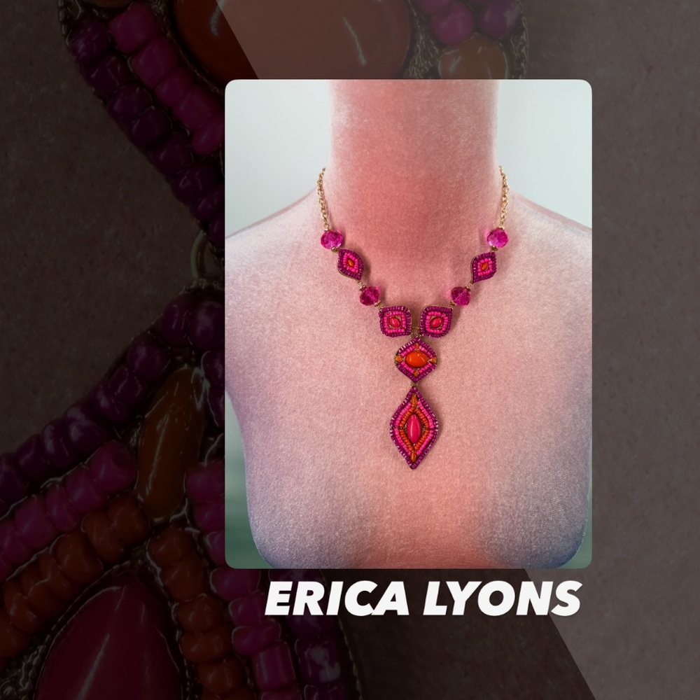 EUC Erica Lyons Cabochon And Bead Statement Necklace